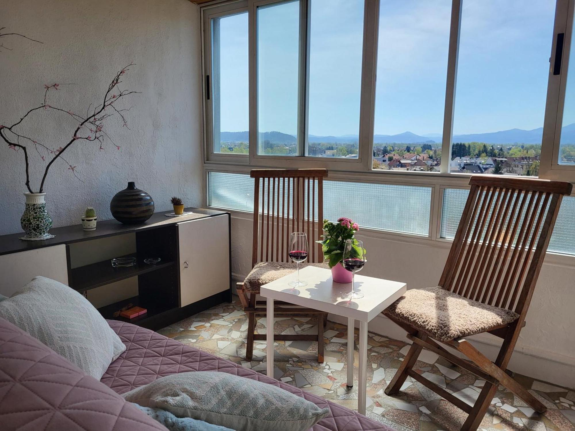 Beautiful Apartment In The Nicest Part Of Town 류블랴나 외부 사진